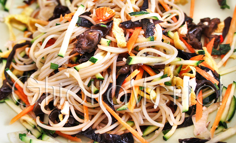 insalata-thailandese-pasta-fredda-12a800