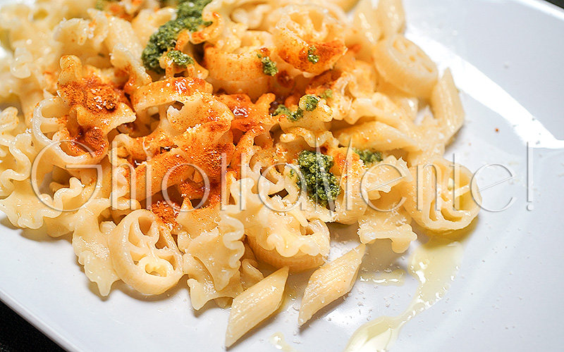 pasta-pesto-curcuma-2b800